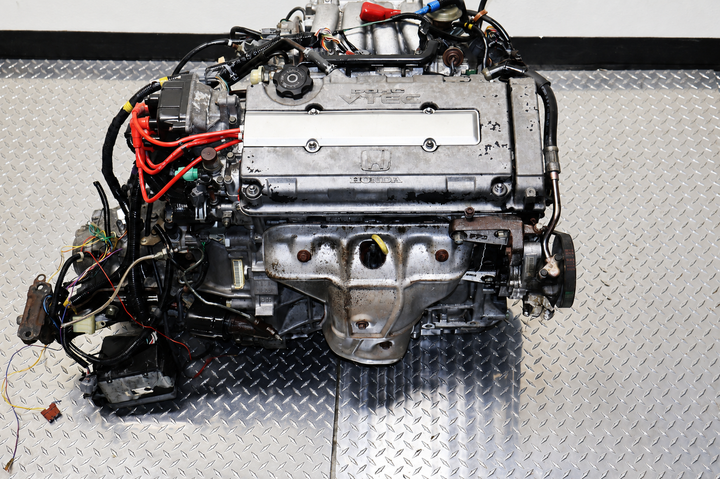 1994 1995 Acura Integra B18C 1.8L DOHC VTEC Engine & 5 Speed LSD Y21 Transmission Swap JDM