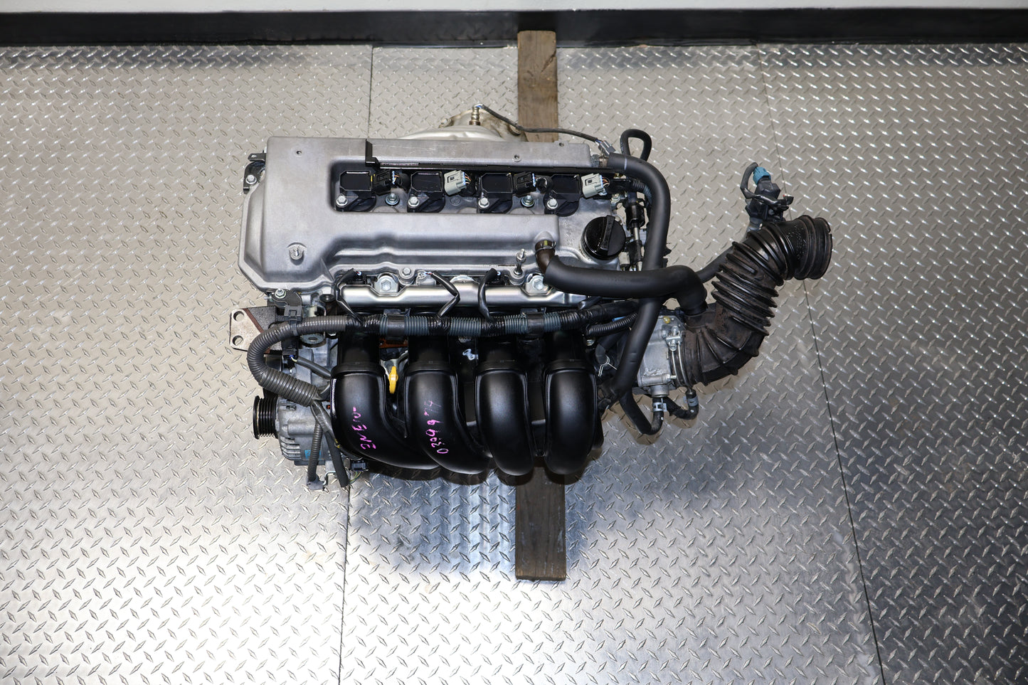 JDM 2000-2005 Pontiac Vibe Base 1.8L DOHC VVT-i Engine – 1ZZ-FE (≈ 38K miles)