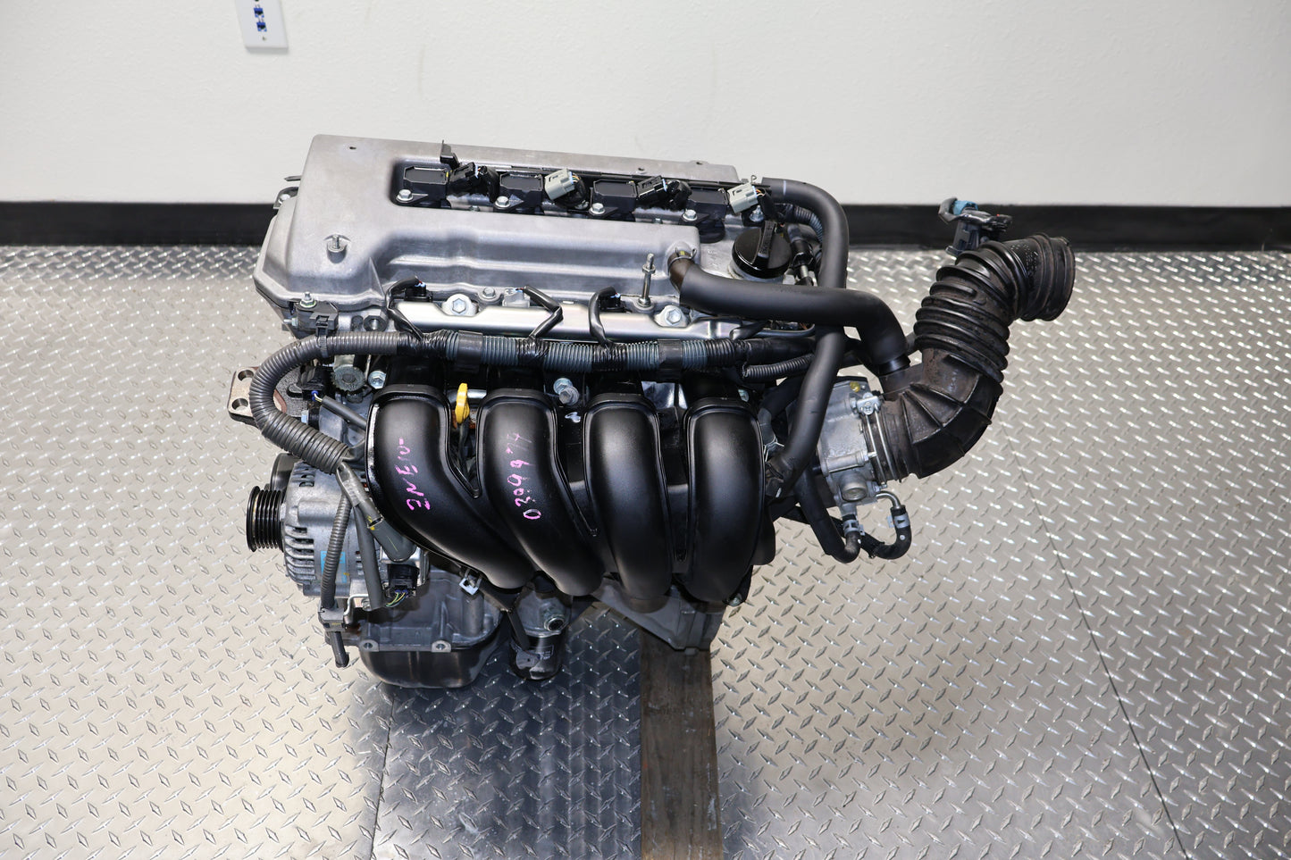 JDM 2000-2005 Pontiac Vibe Base 1.8L DOHC VVT-i Engine – 1ZZ-FE (≈ 38K miles)