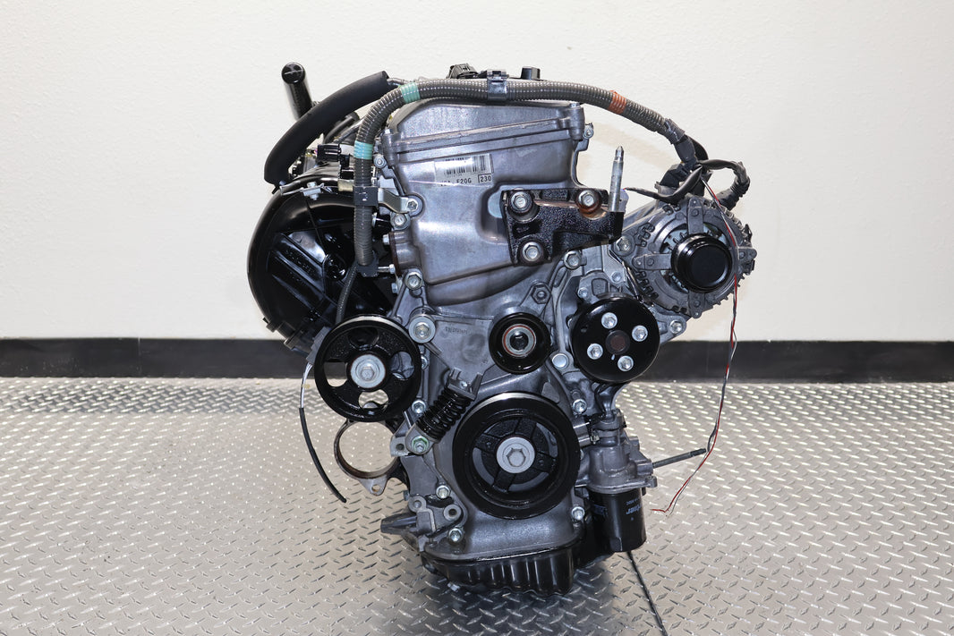 2004-2005 Toyota Rav4 Engine JDM 2.4L 2AZ-FE 4CYL VVTi