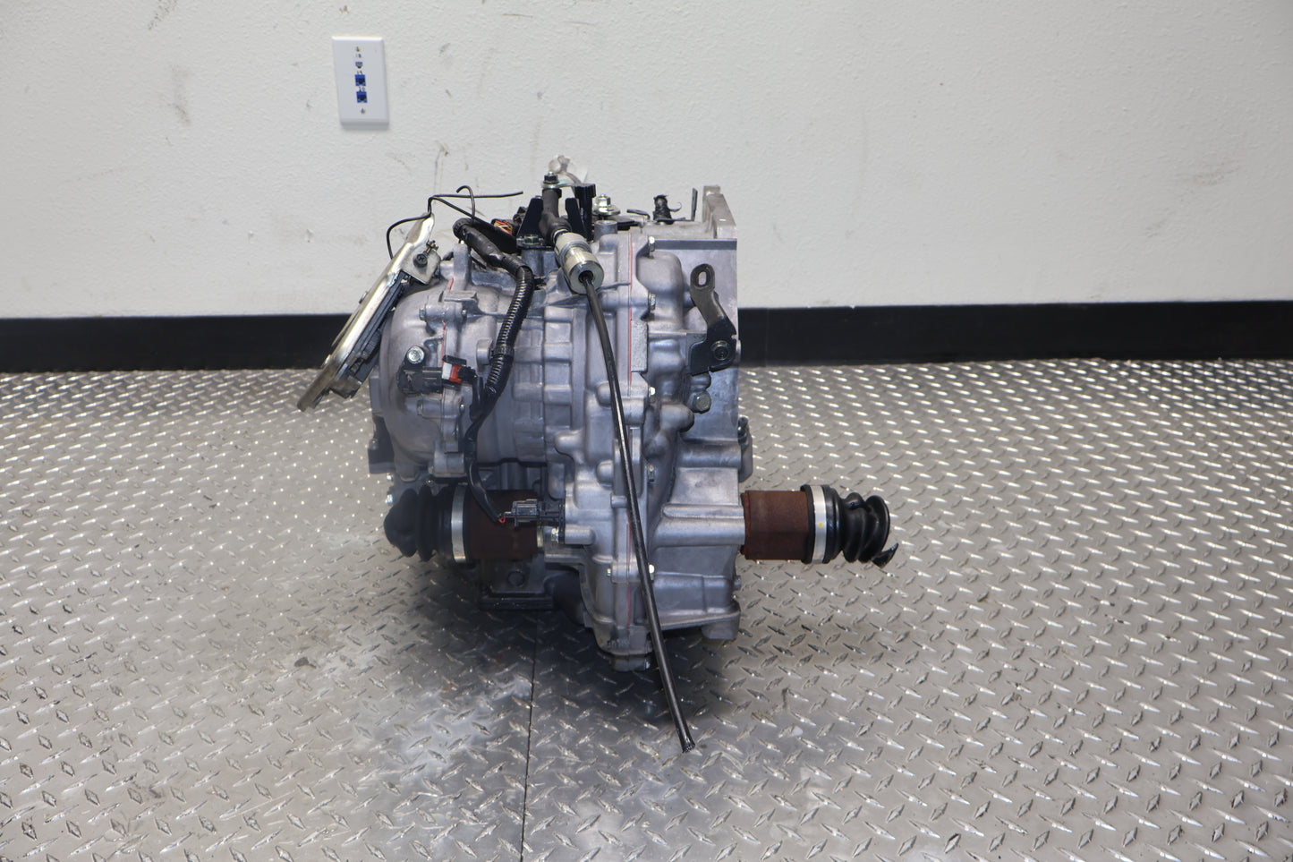2013-2016 NISSAN VERSA AUTOMATIC CVT TRANSMISSION JDM HR16DE 1.6L