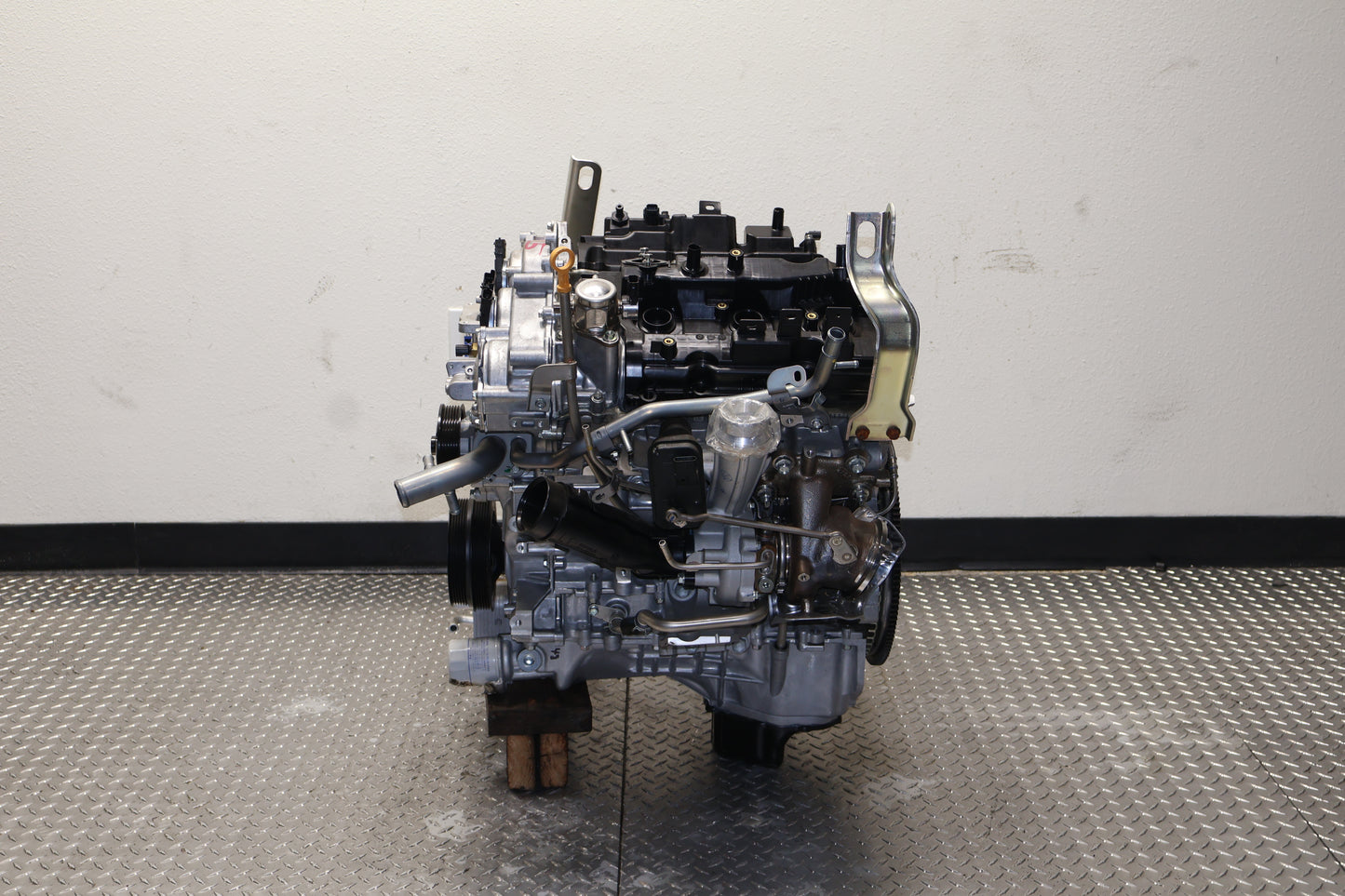 Brand New OEM JDM VR35DDTT 0-Mile V6 Twin Turbo Engine | Infiniti QX80 2016-2024