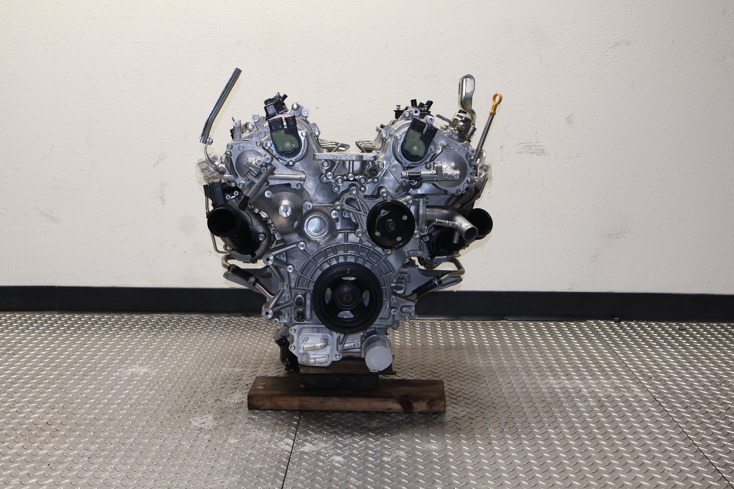 Brand New OEM JDM VR35DDTT 0-Mile V6 Twin Turbo Engine | Infiniti QX80 2016-2024