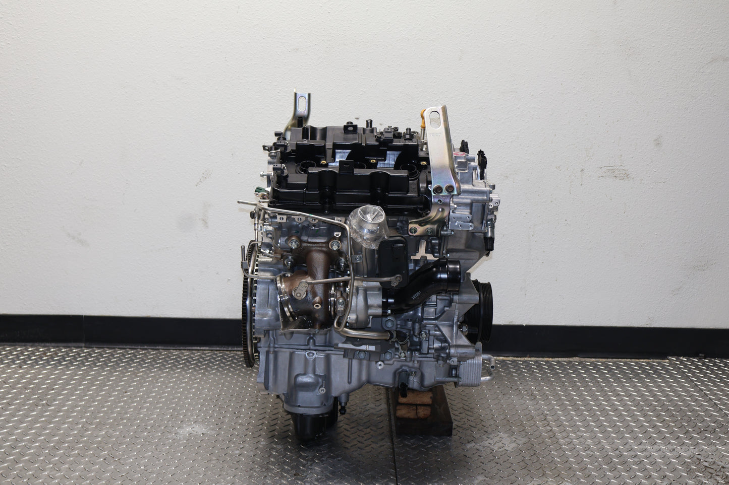 Brand New OEM JDM VR35DDTT 0-Mile V6 Twin Turbo Engine | Infiniti QX80 2016-2024