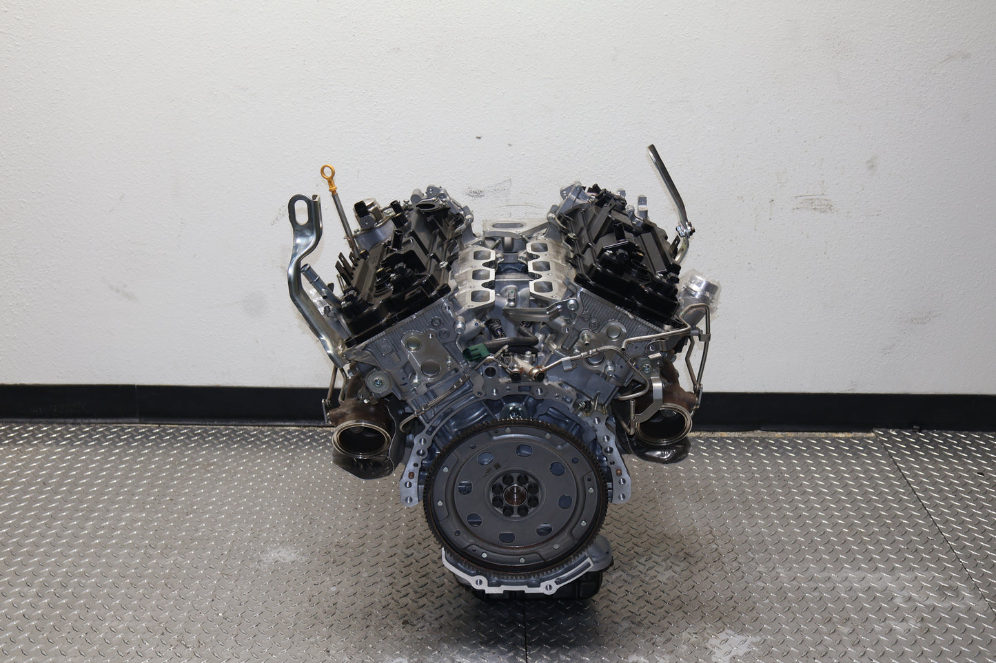 Brand New OEM JDM VR35DDTT 0-Mile V6 Twin Turbo Engine | Infiniti QX80 2016-2024