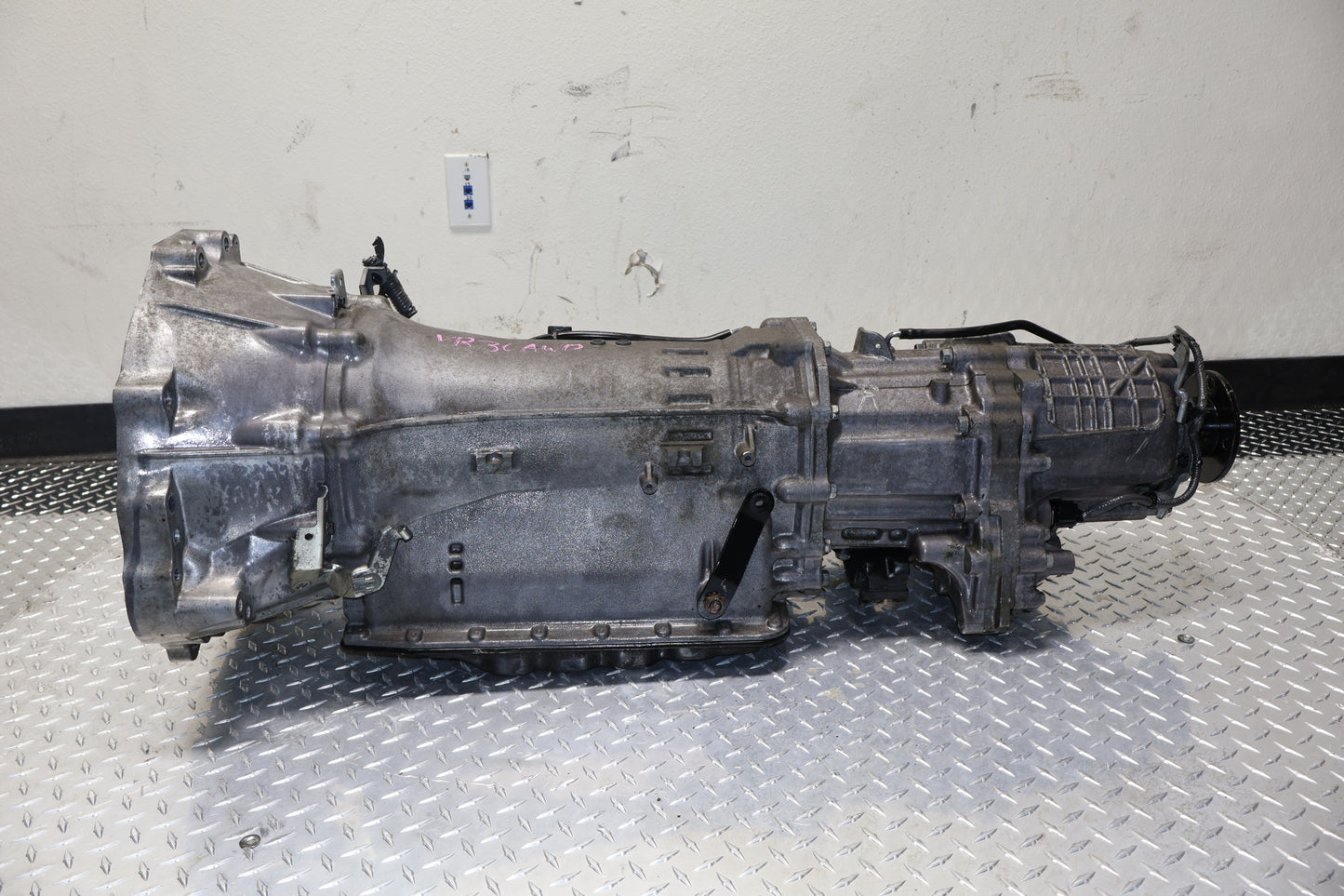 2014 2015 2016 2017 2018 2019 2020 Infiniti Q60 3.0T AWD Automatic Transmission JDM VR30