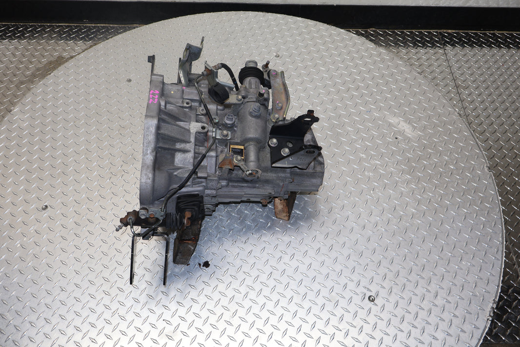 2003 - 2006 Toyota Matrix XRS JDM 2ZZ-GE | 1.8L 6 Speed Manual Transmission