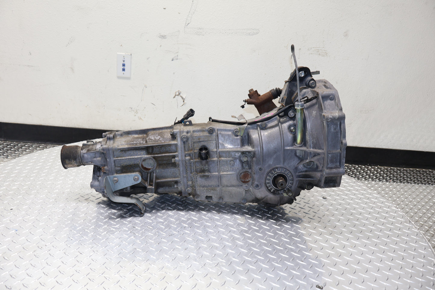 JDM 5-Speed 4.44 Transmission 02–05 Subaru WRX EJ205 AWD