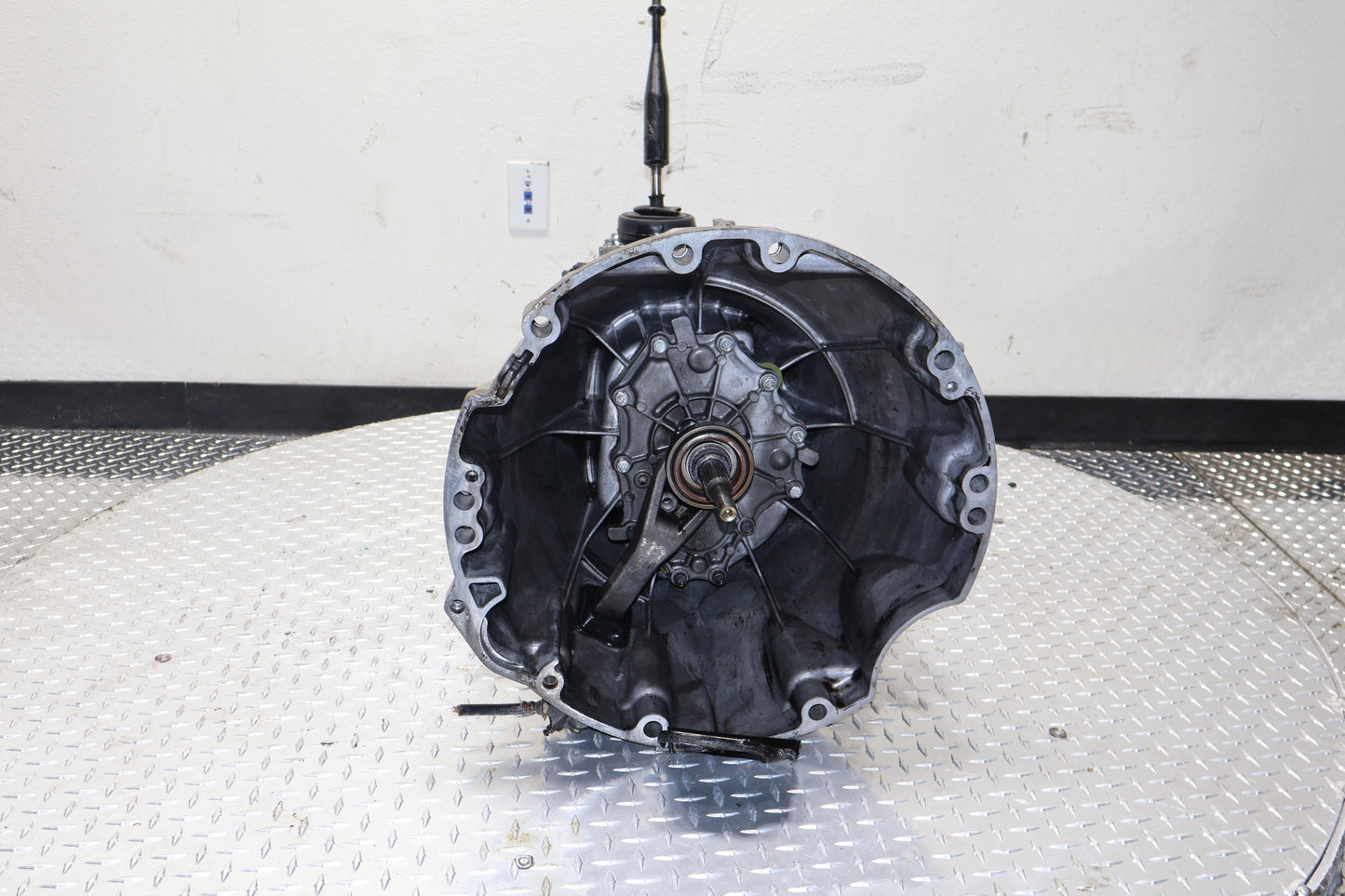 2005-2018 Nissan Frontier / Xterra 4.0 L V6 6-Speed Manual Transmission 2WD