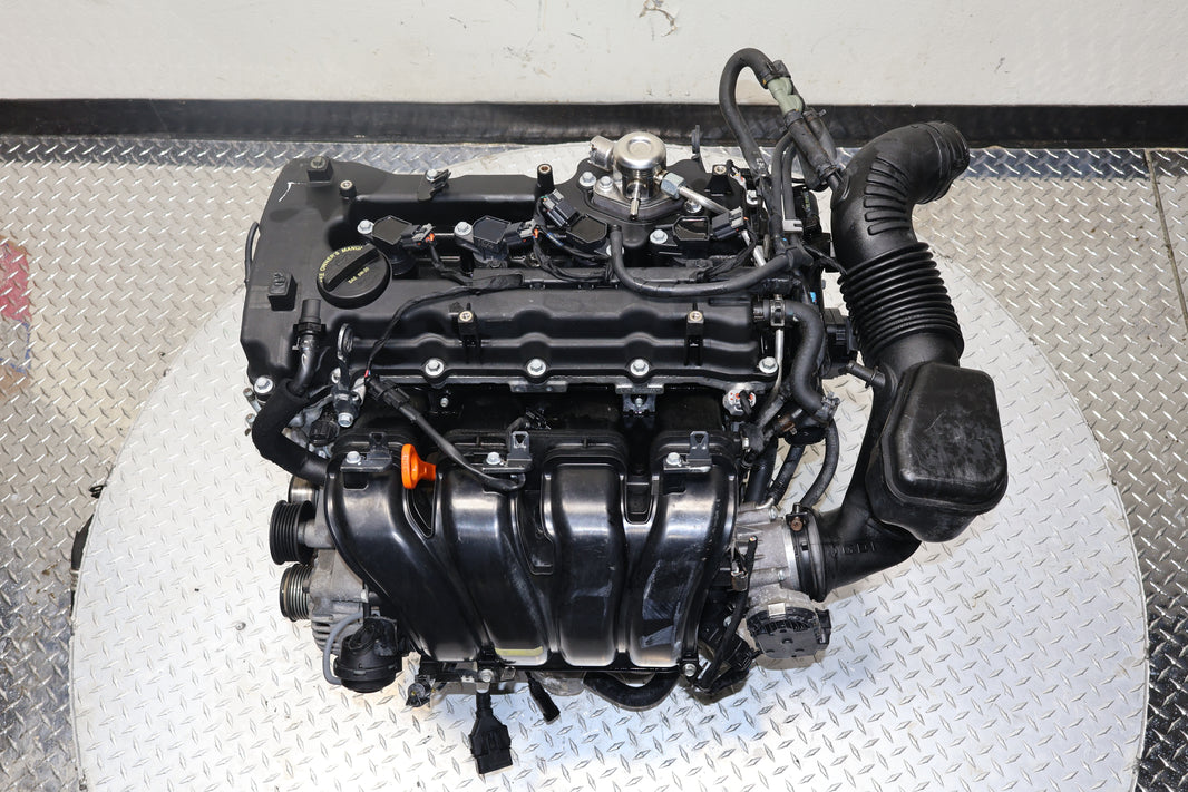 2012-2016 Hyundai Santa Fe Engine G4KJ 2.4L GDI