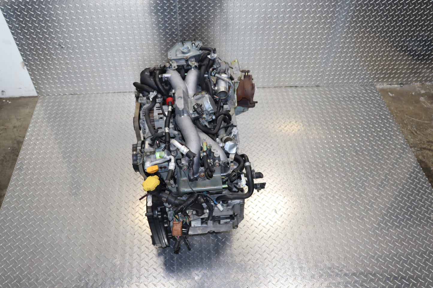 2002-2005 Subaru Impreza WRX Engine JDM EJ205 2.0L AVCS ENGINE DOHC