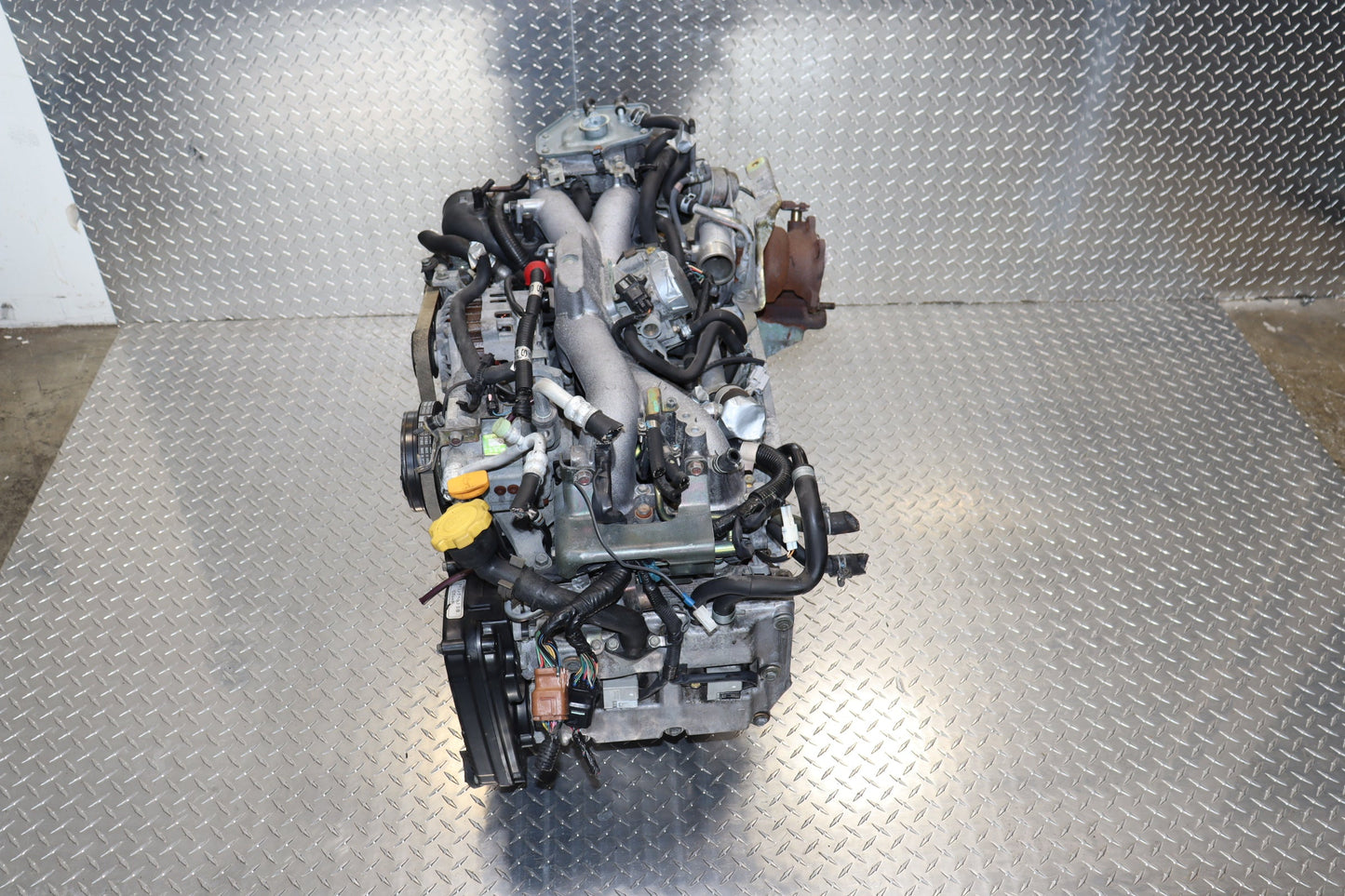 2002-2005 Subaru Impreza WRX Engine JDM EJ205 2.0L AVCS ENGINE DOHC