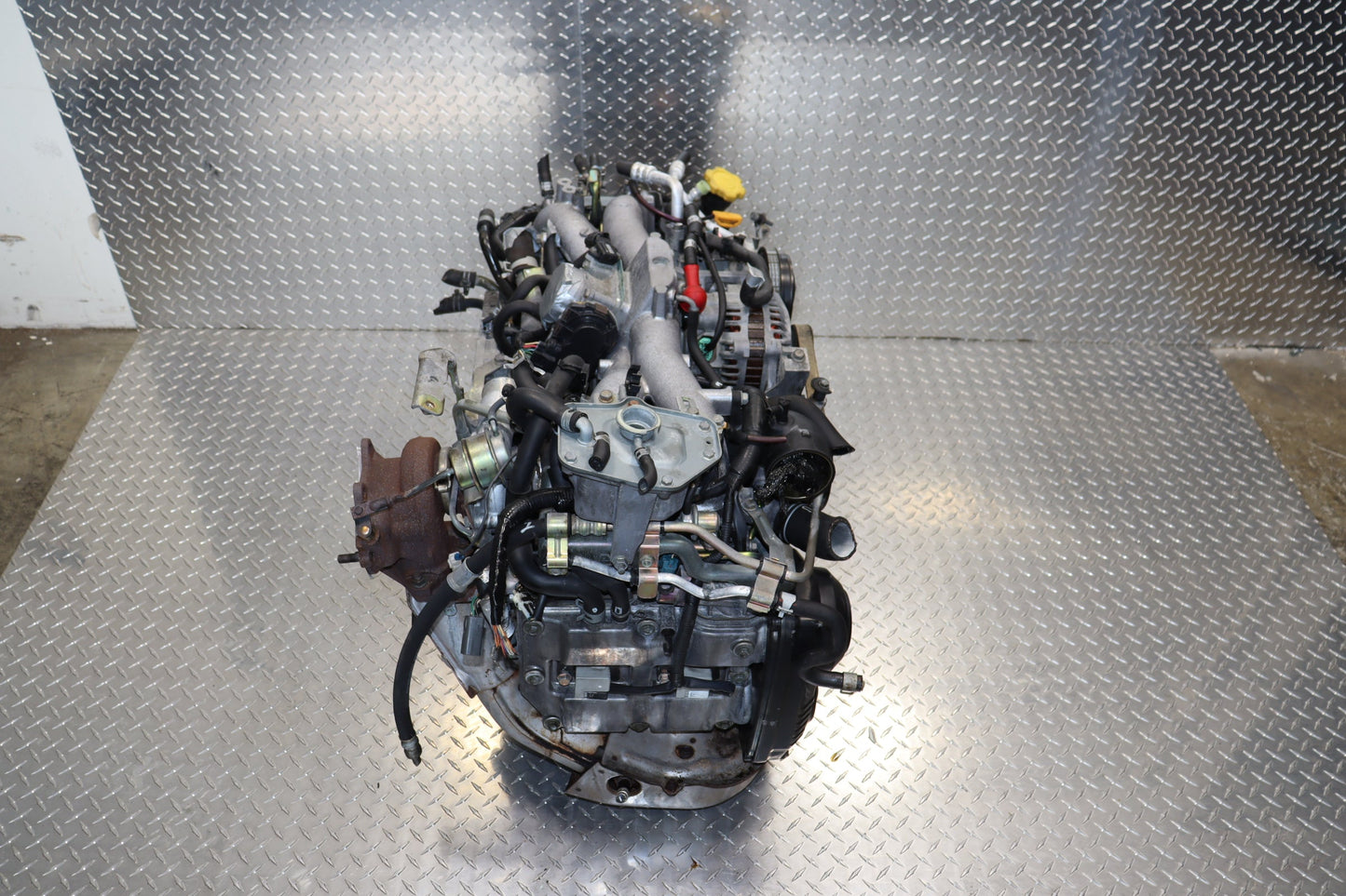 2002-2005 Subaru Impreza WRX Engine JDM EJ205 2.0L AVCS ENGINE DOHC
