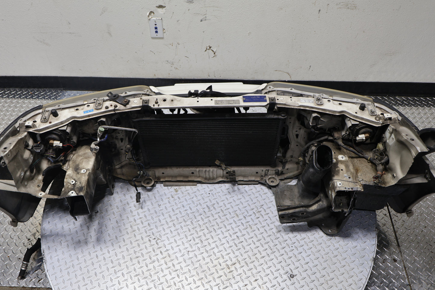 JDM Acura Integra DC2 Type R Complete Front End Front Nose Cut & Trunk & Type R Wing