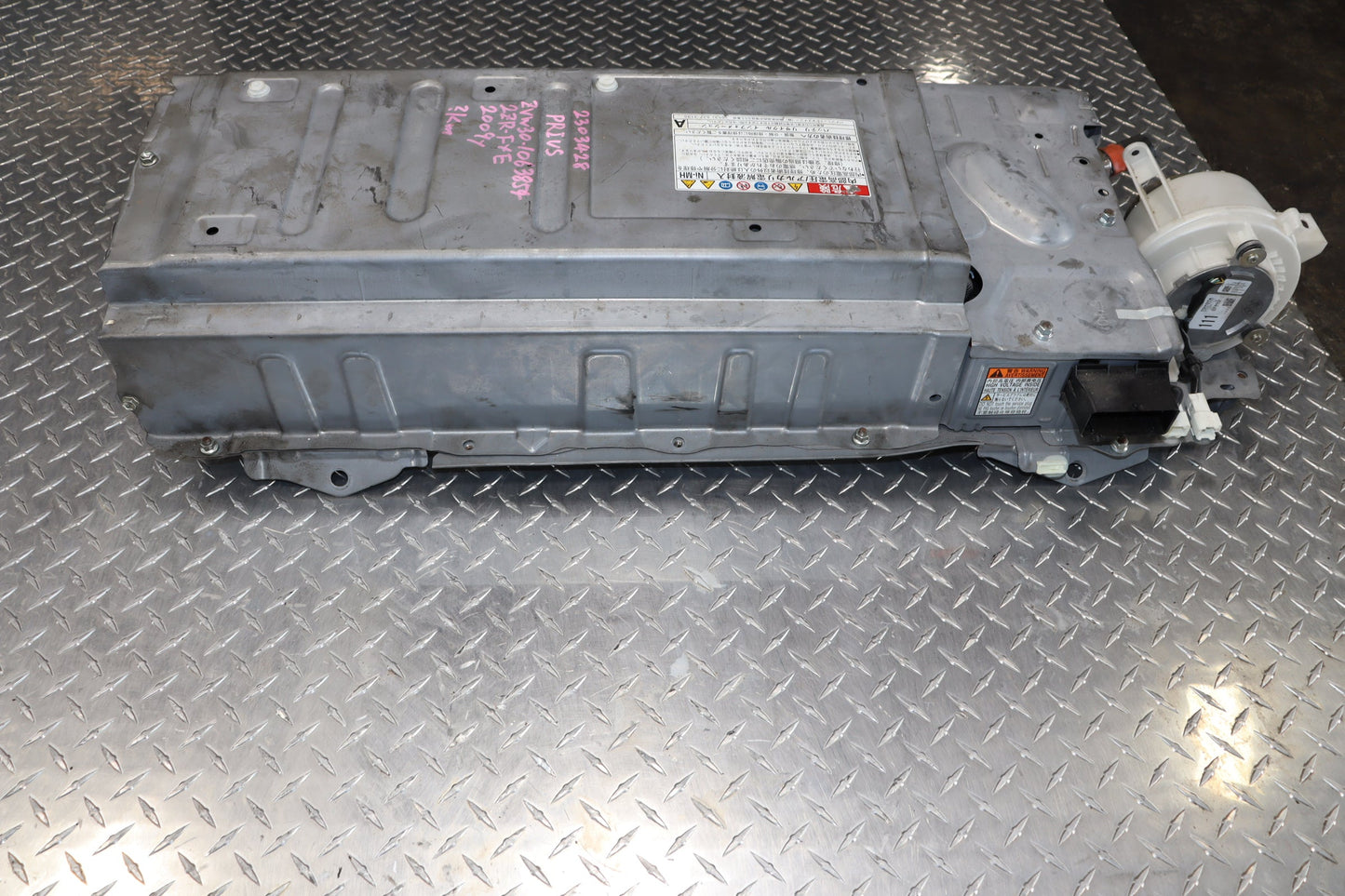 2010-2015 TOYOTA PRIUS HYBRID BATTERY JDM
