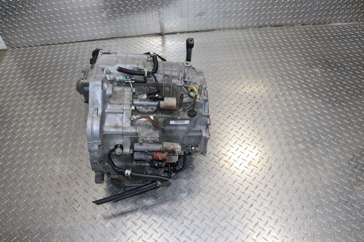 2005-2006 HONDA CRV AWD AUTO TRANSMISSION W/ TRANSFER CASE JDM K24A2.4L