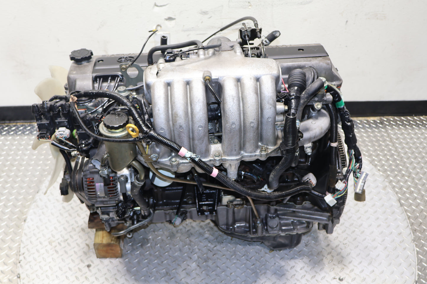 1998-2000 Toyota Land Cruiser 1FZ-FE JDM Engine | 4.5L Inline-6 DOHC 24-Valve Coil Pack Type Motor