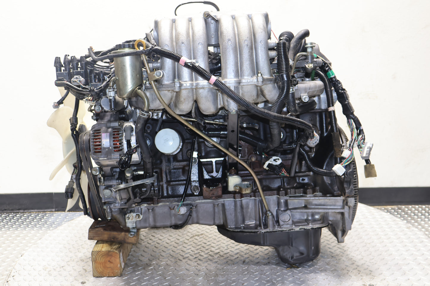 1998-2000 Toyota Land Cruiser 1FZ-FE JDM Engine | 4.5L Inline-6 DOHC 24-Valve Coil Pack Type Motor
