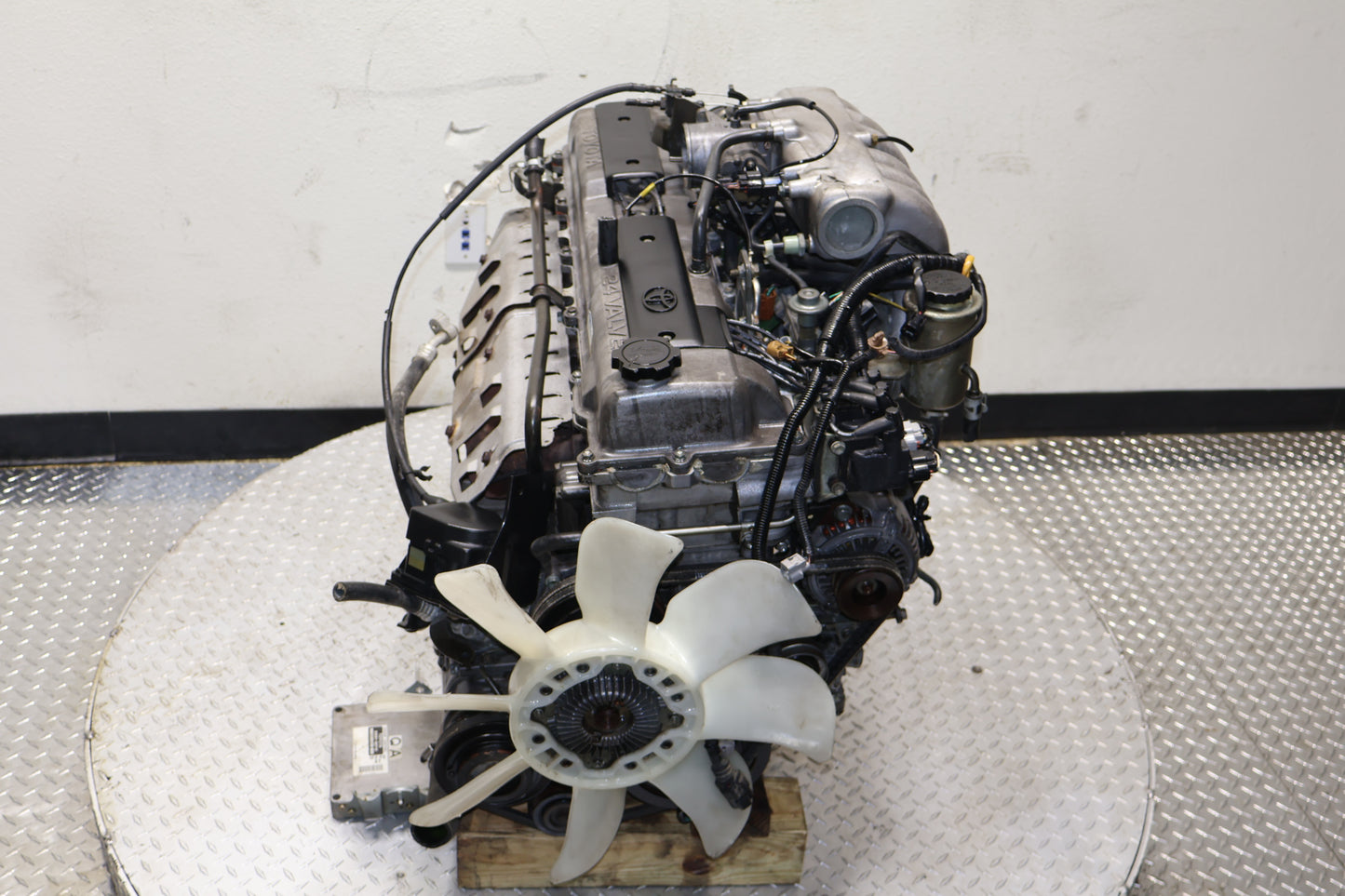 1998-2000 Toyota Land Cruiser 1FZ-FE JDM Engine | 4.5L Inline-6 DOHC 24-Valve Coil Pack Type Motor