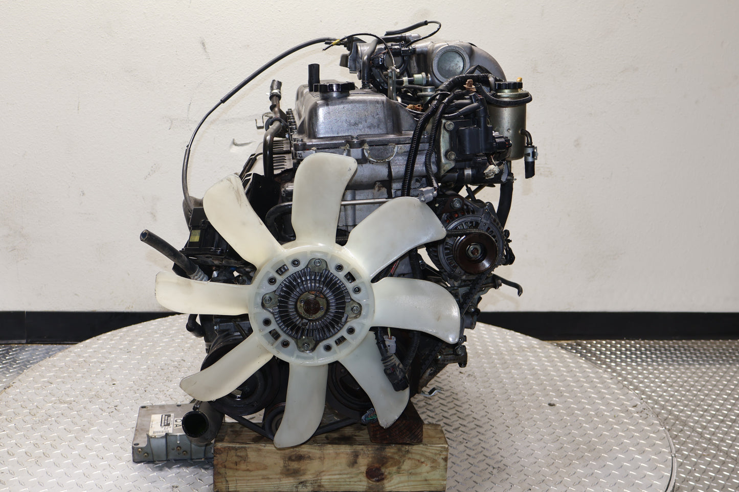 1998-2000 Toyota Land Cruiser 1FZ-FE JDM Engine | 4.5L Inline-6 DOHC 24-Valve Coil Pack Type Motor