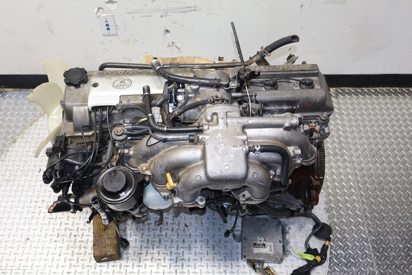 1995 1996 1997 Toyota Land Cruiser 4.5L Inline-6 DOHC 24V Distributor Engine JDM 1FZ-FE