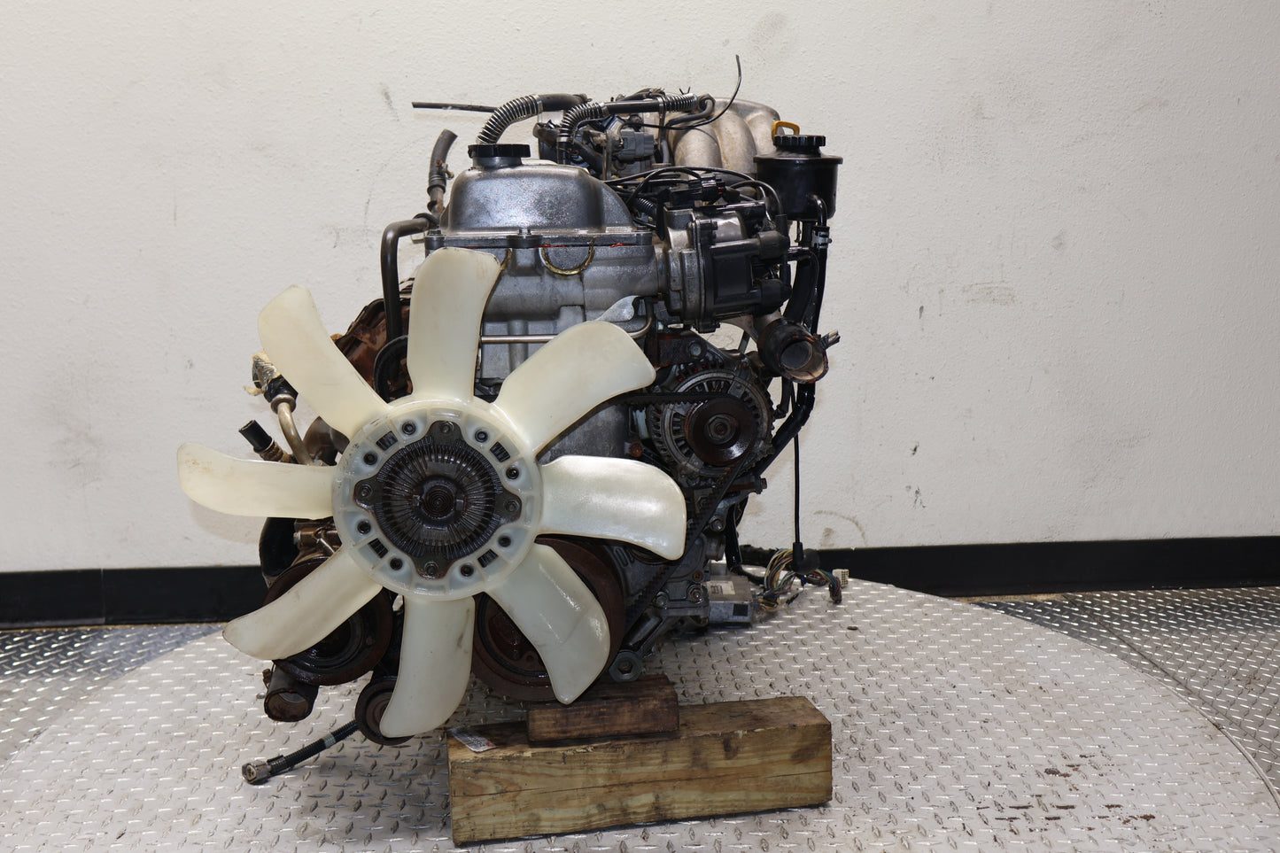 1995 1996 1997 Toyota Land Cruiser 4.5L Inline-6 DOHC 24V Distributor Engine JDM 1FZ-FE