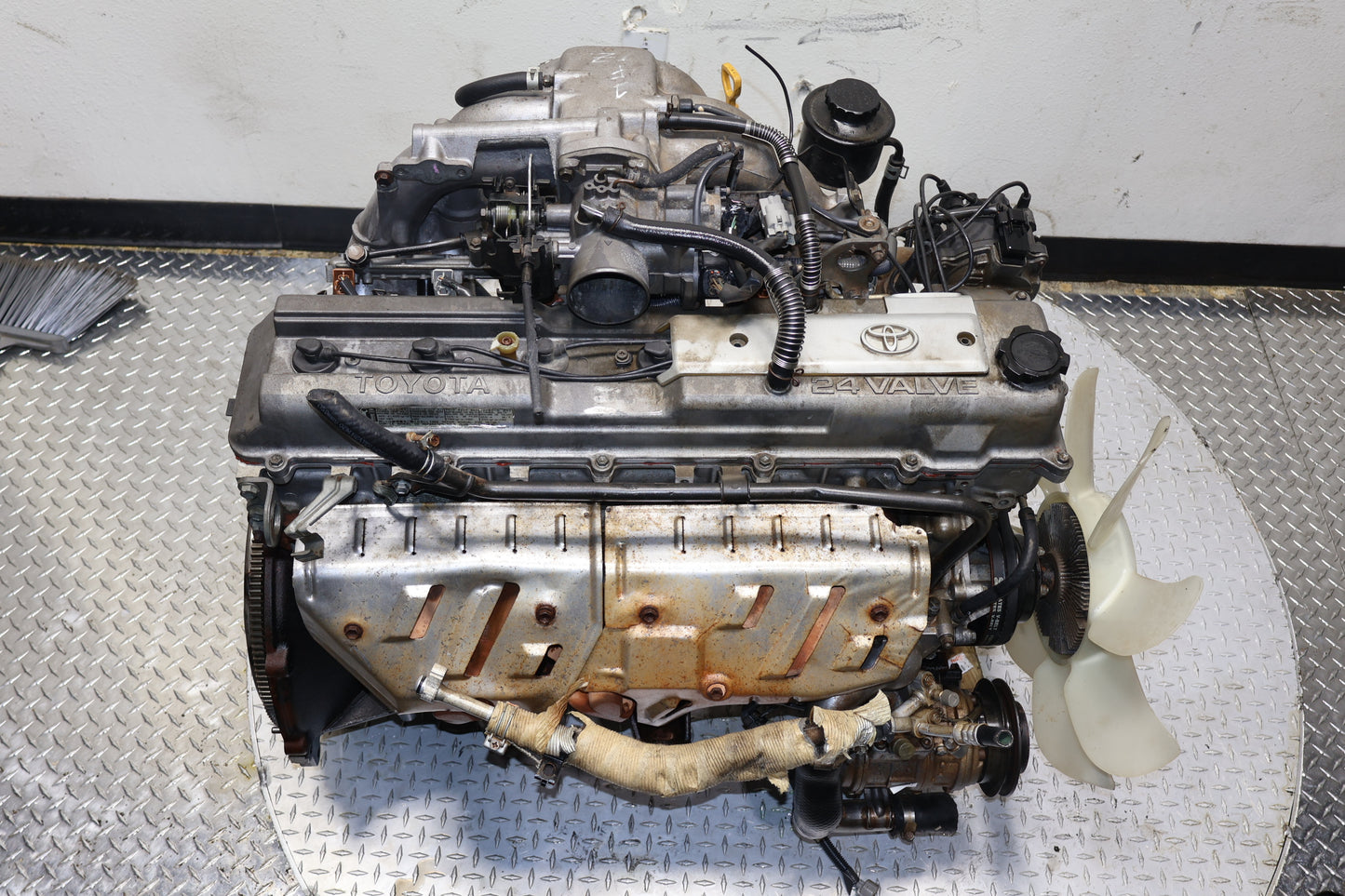 1995 1996 1997 Toyota Land Cruiser 4.5L Inline-6 DOHC 24V Distributor Engine JDM 1FZ-FE