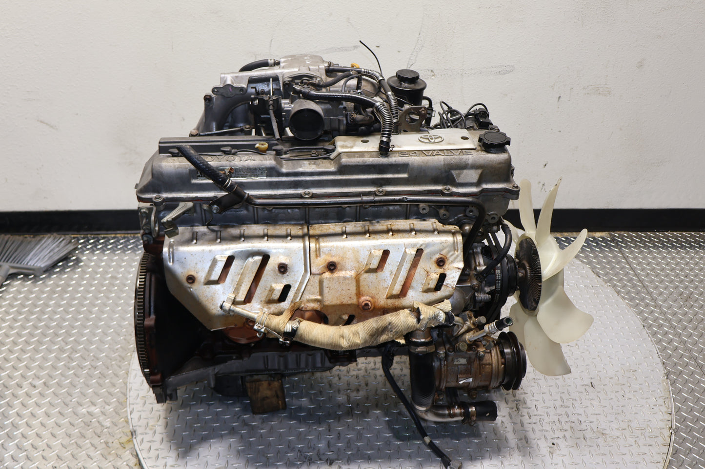 1995 1996 1997 Toyota Land Cruiser 4.5L Inline-6 DOHC 24V Distributor Engine JDM 1FZ-FE