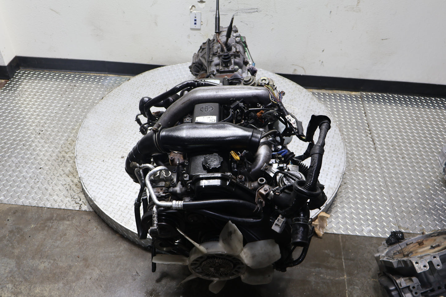 Toyota Hilux Surf Prado JDM 1KZ-TE | 3.0L Turbo Diesel Engine w/ Manual AWD Transmission