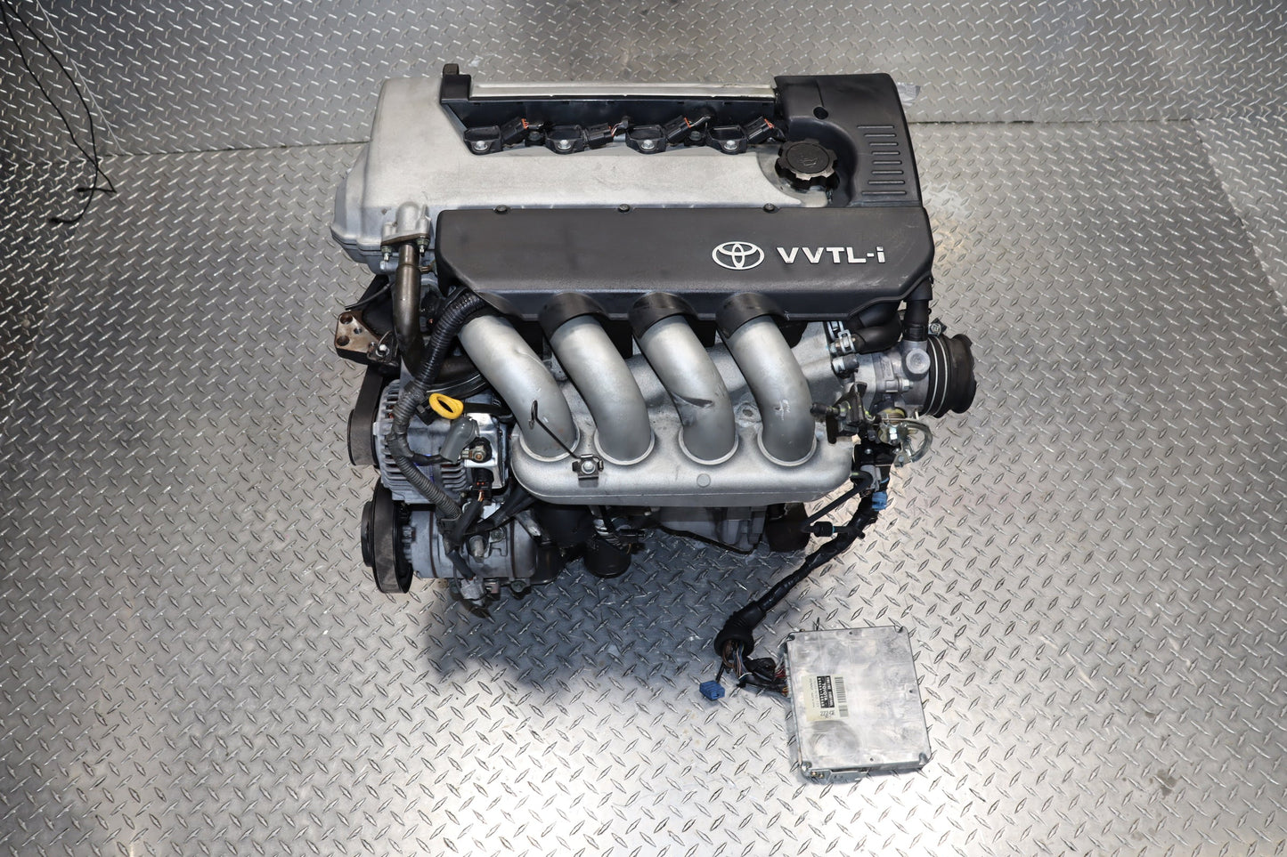 JDM 2ZZ-GE 00 - 06 TOYOTA CELICA GTS COROLLA XRS MATRIX 1.8L 4CYL ENGINE YAMAHA HEAD